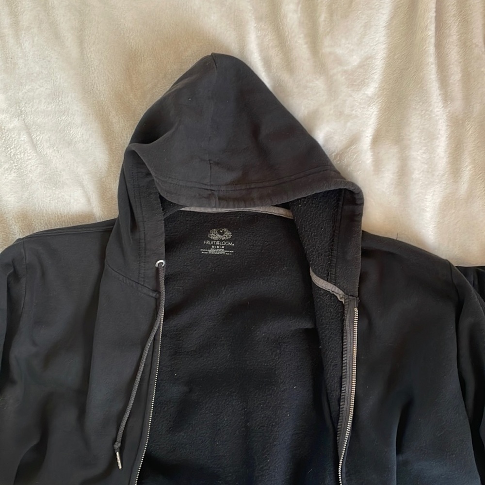 Fruit of the Loom Black Zip Up SIZE M